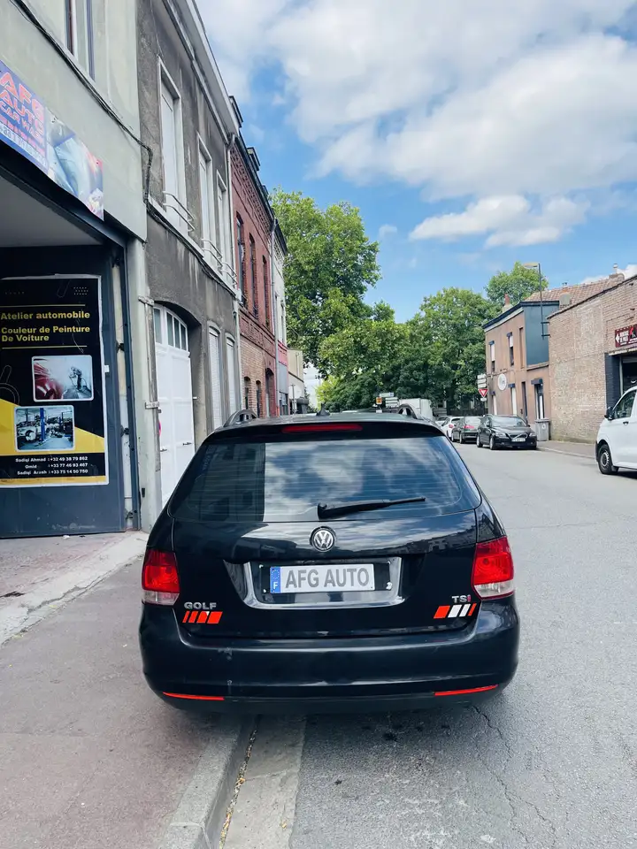 Volkswagen Golf Standard Model — photo 6
