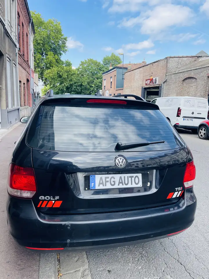 Volkswagen Golf Standard Model — photo 11