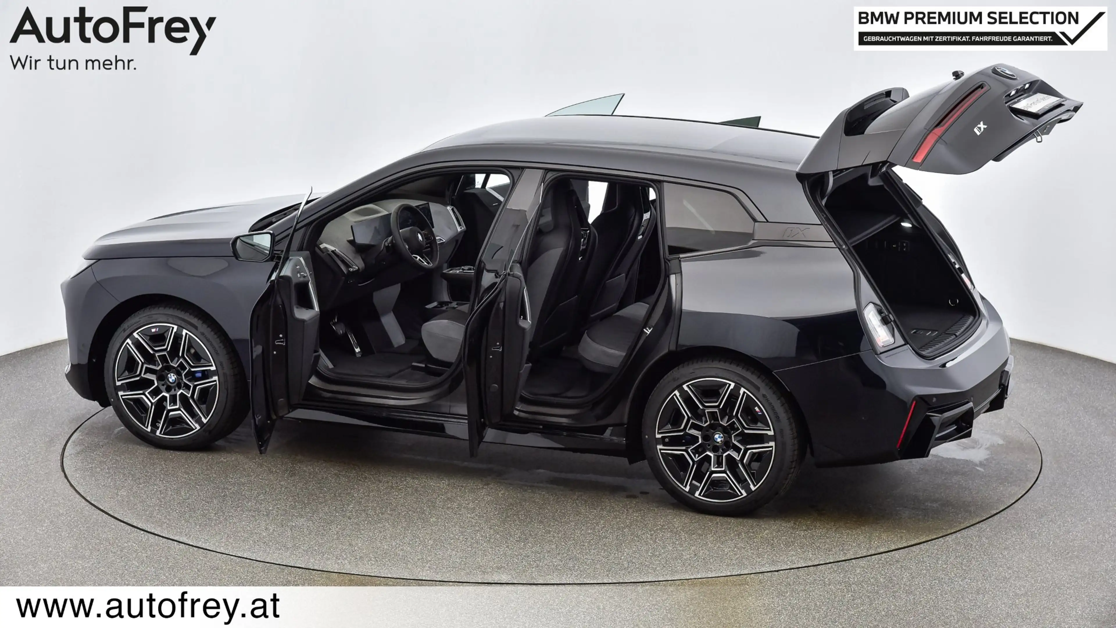 BMW iX xDrive45 — photo 7