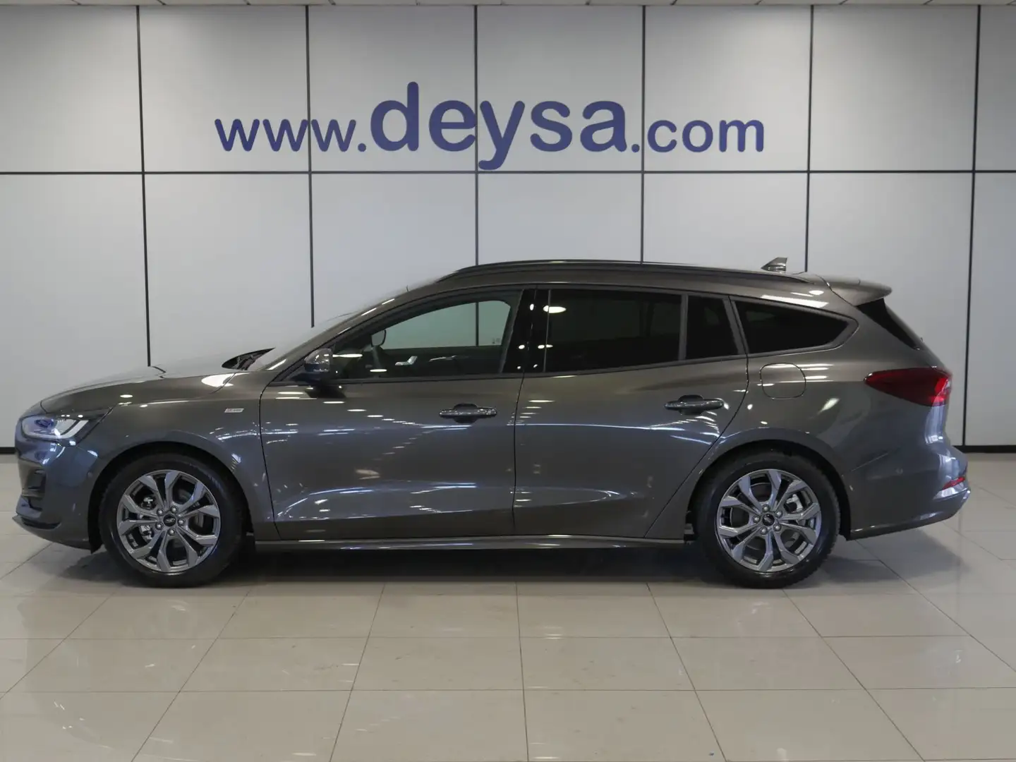 Ford Focus 1.0 Ecoboost MHEV ST-Line X 155 Aut. Grijs - 2
