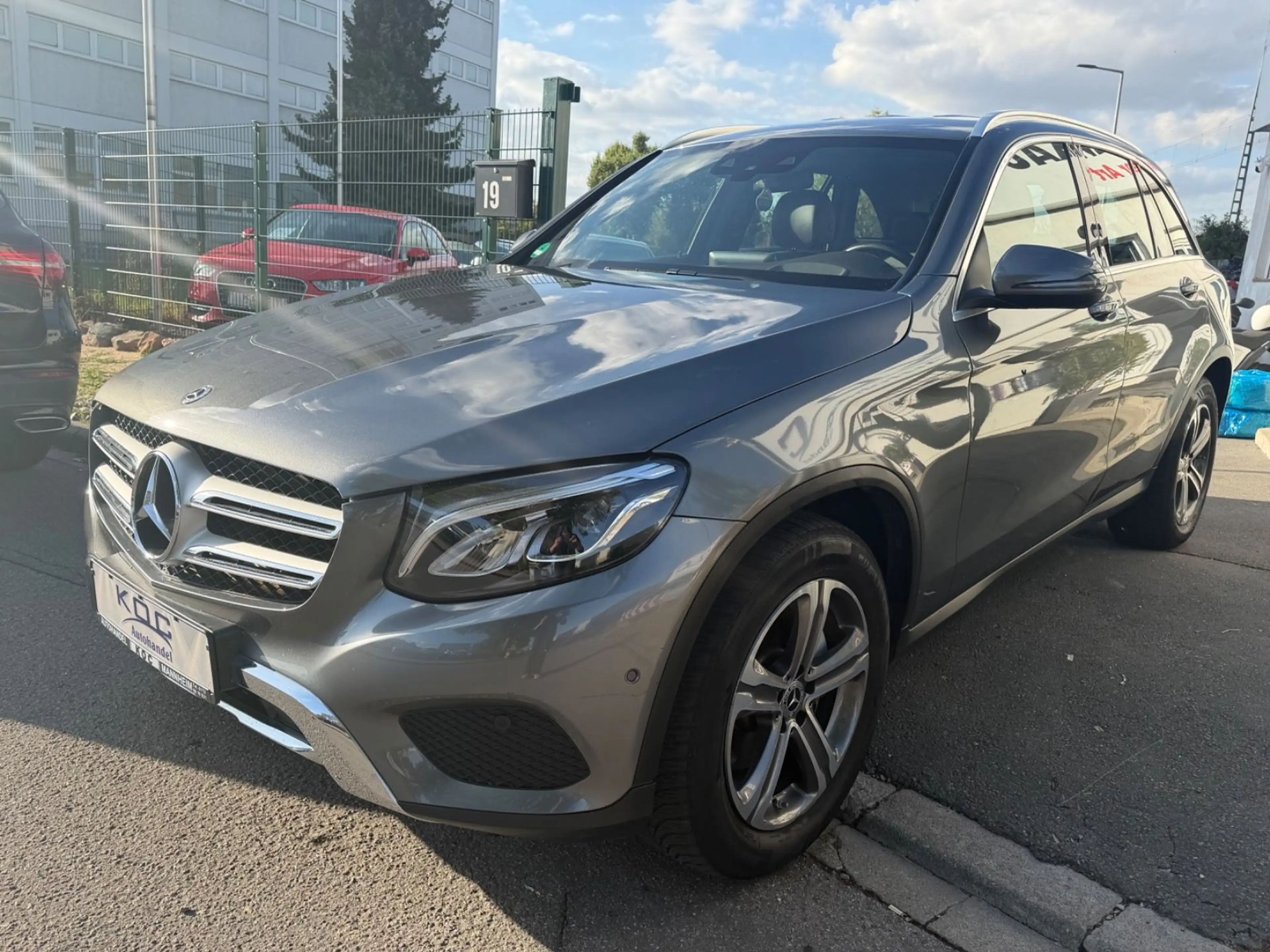 Mercedes-Benz GLC 250 4Matic — photo 3