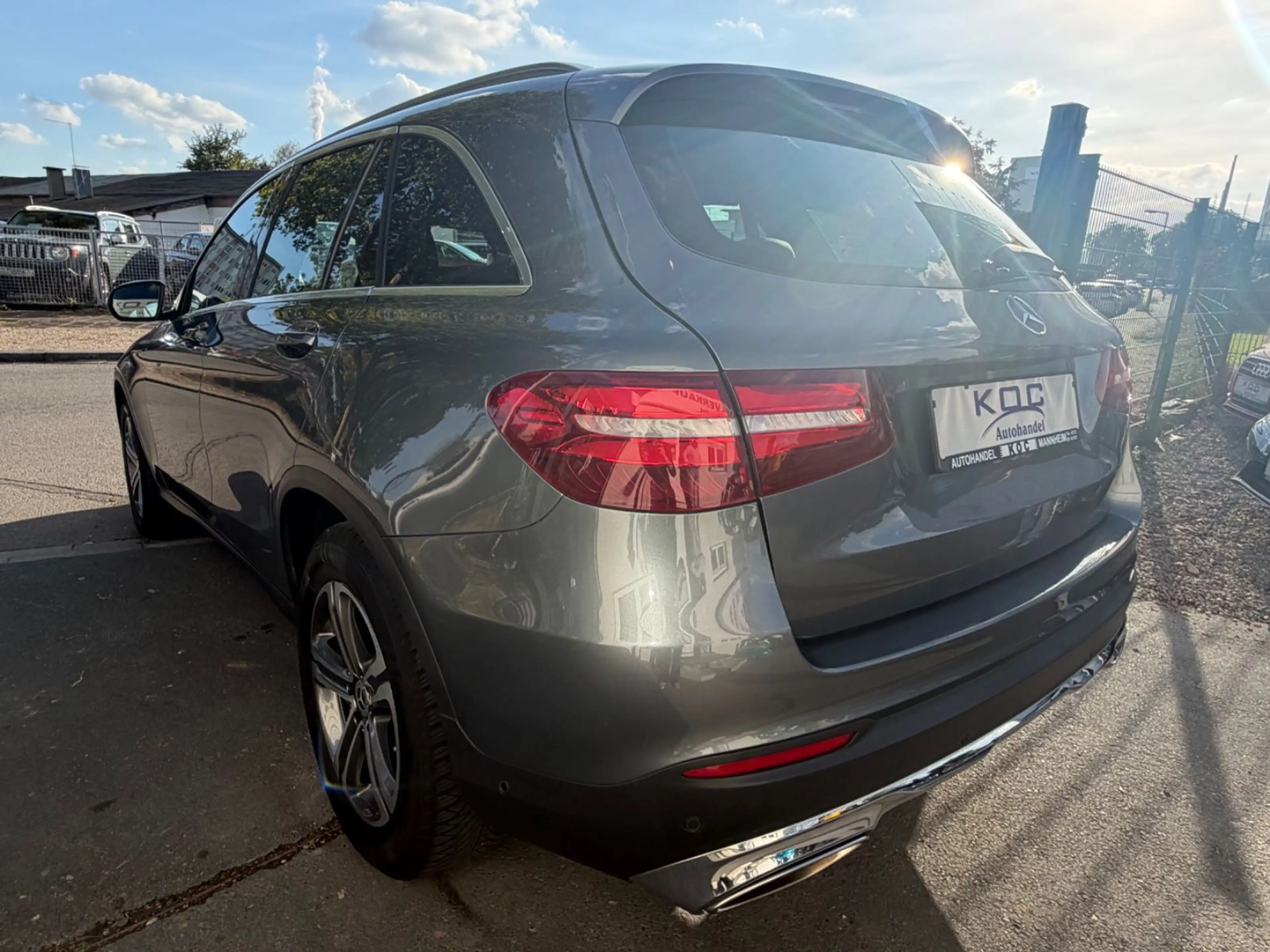 Mercedes-Benz GLC 250 4Matic — photo 4