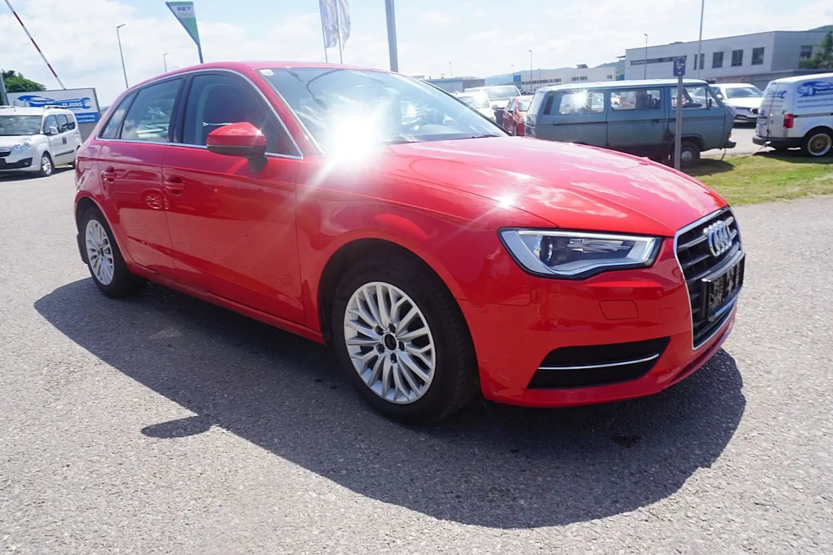 Audi A3 SB Style 1,6 TDI DPF Rot - 1