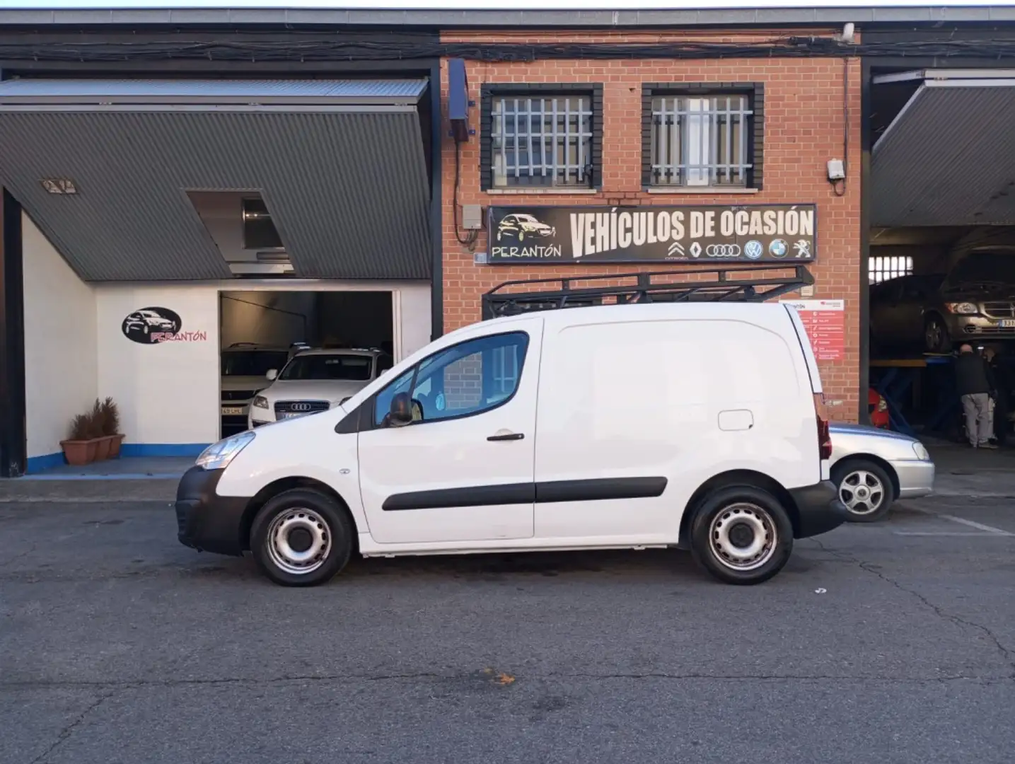 Peugeot Partner Furgón 1.6BlueHDI Confort L1 100 Blanc - 1