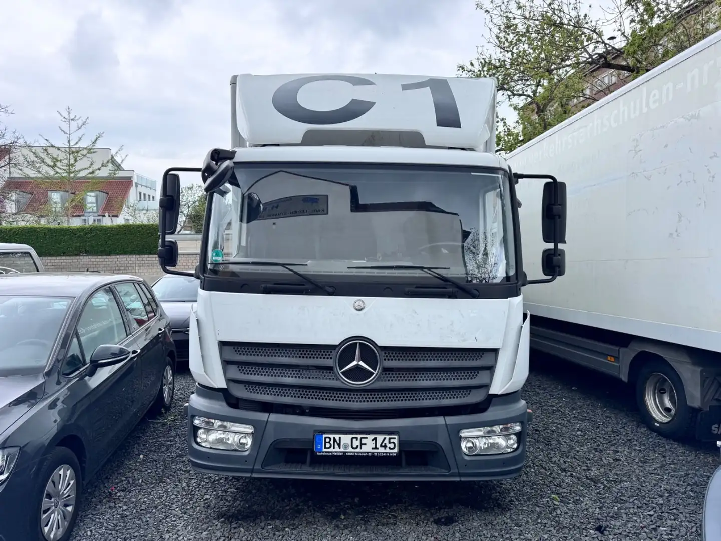 Mercedes-Benz Atego 3 4x2 Koffer C1 Fahrschule Veigel Weiß - 2