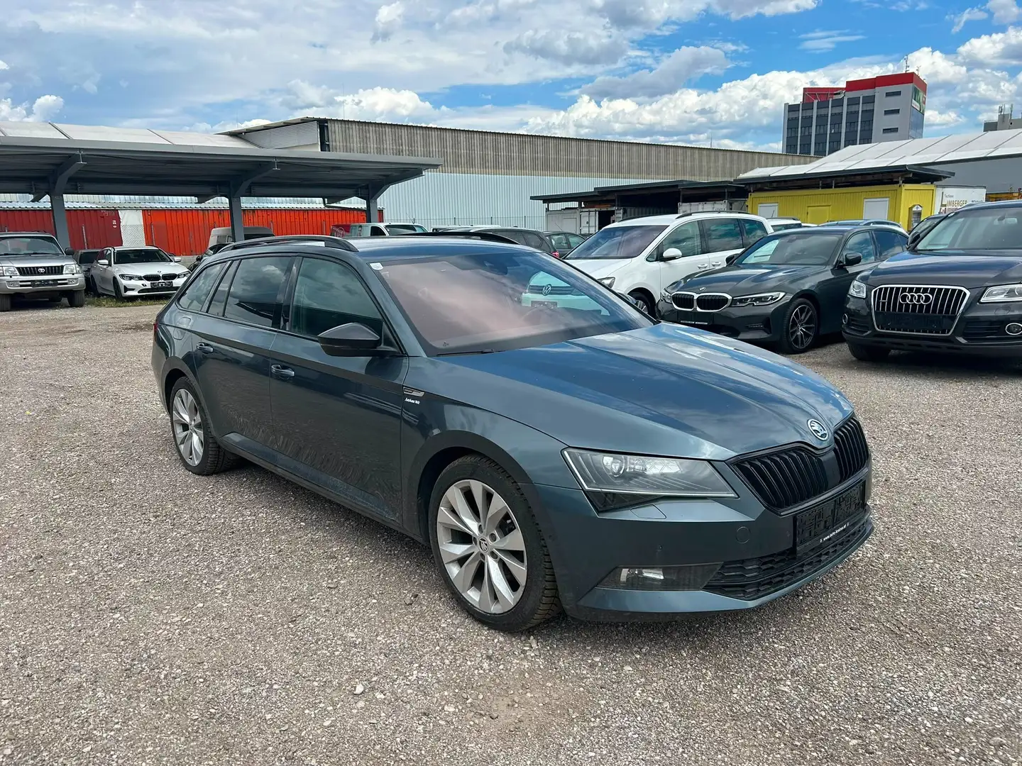 Skoda Superb Sportline Grau - 2