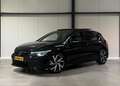 Volkswagen Golf 1.5 eTSI R-Line Pano Carplay Sfeer IQ Light Schwarz - thumbnail 1
