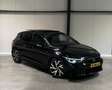 Volkswagen Golf 1.5 eTSI R-Line Pano Carplay Sfeer IQ Light Schwarz - thumbnail 6