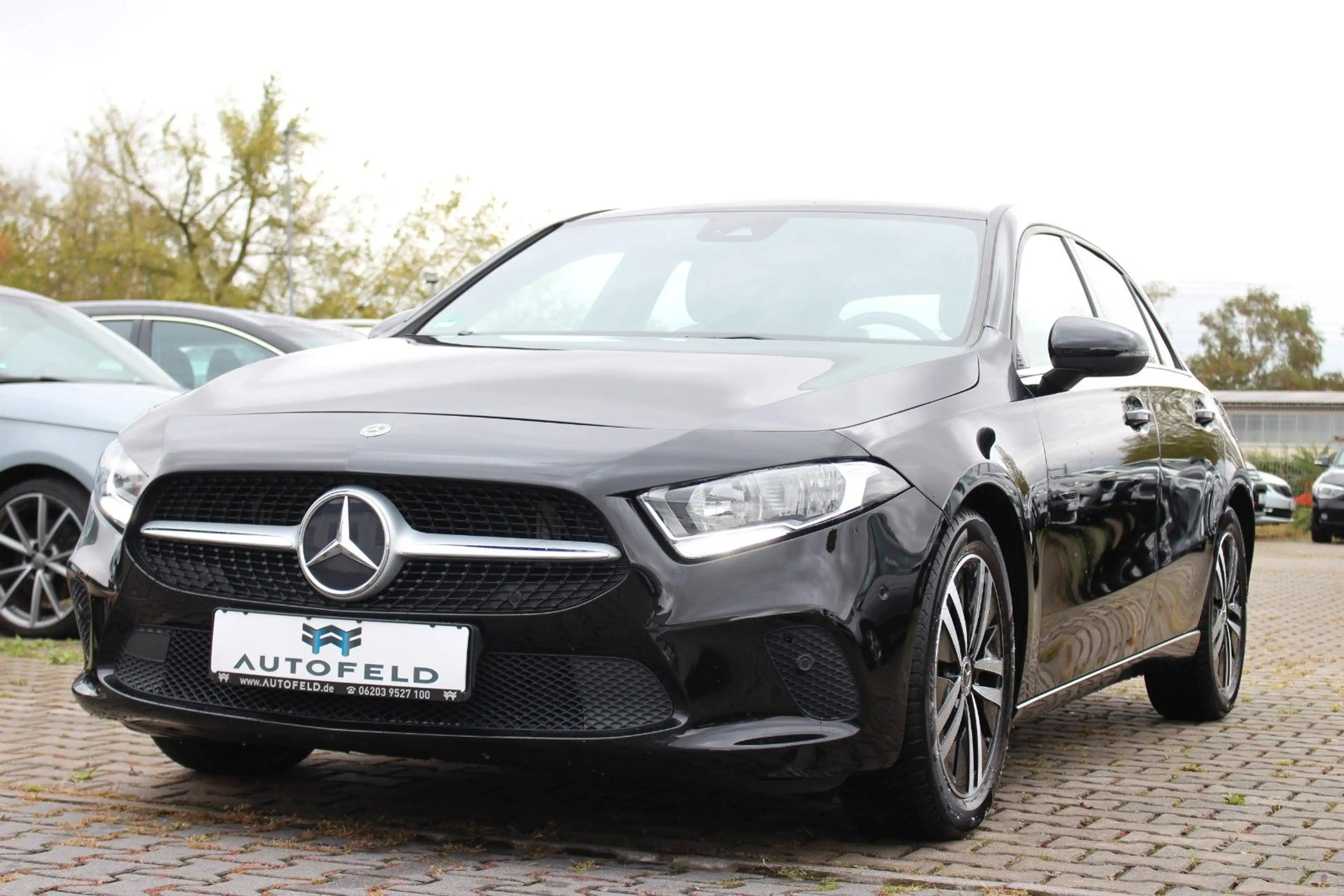 Mercedes-Benz A 200 /VOLLSHEFT/KLIMA/PDC/NAVI/BT/SHZ/