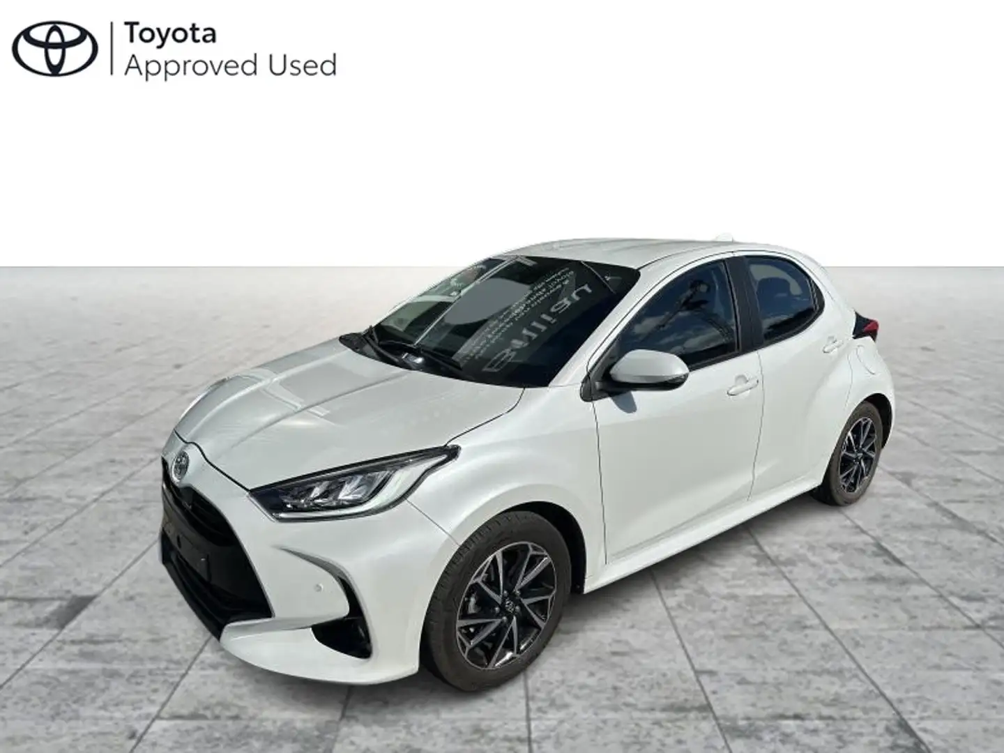 Toyota Yaris Iconic Blanc - 1