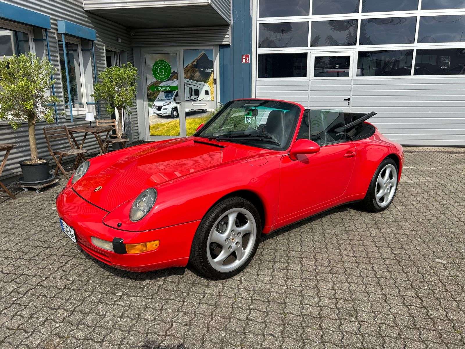 Second hand Porsche 911 