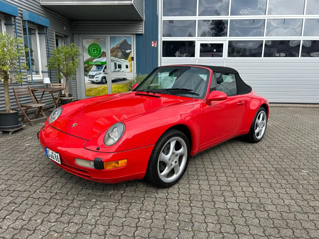 Porsche 993 Carrera Cabriolet Automatik 286PS, foto 2