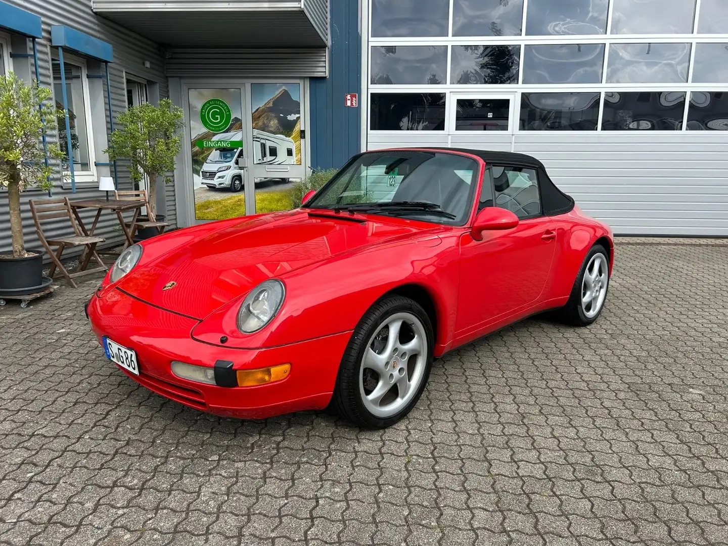 Porsche 993 Carrera Cabriolet Automatik 286PS Rot - 2