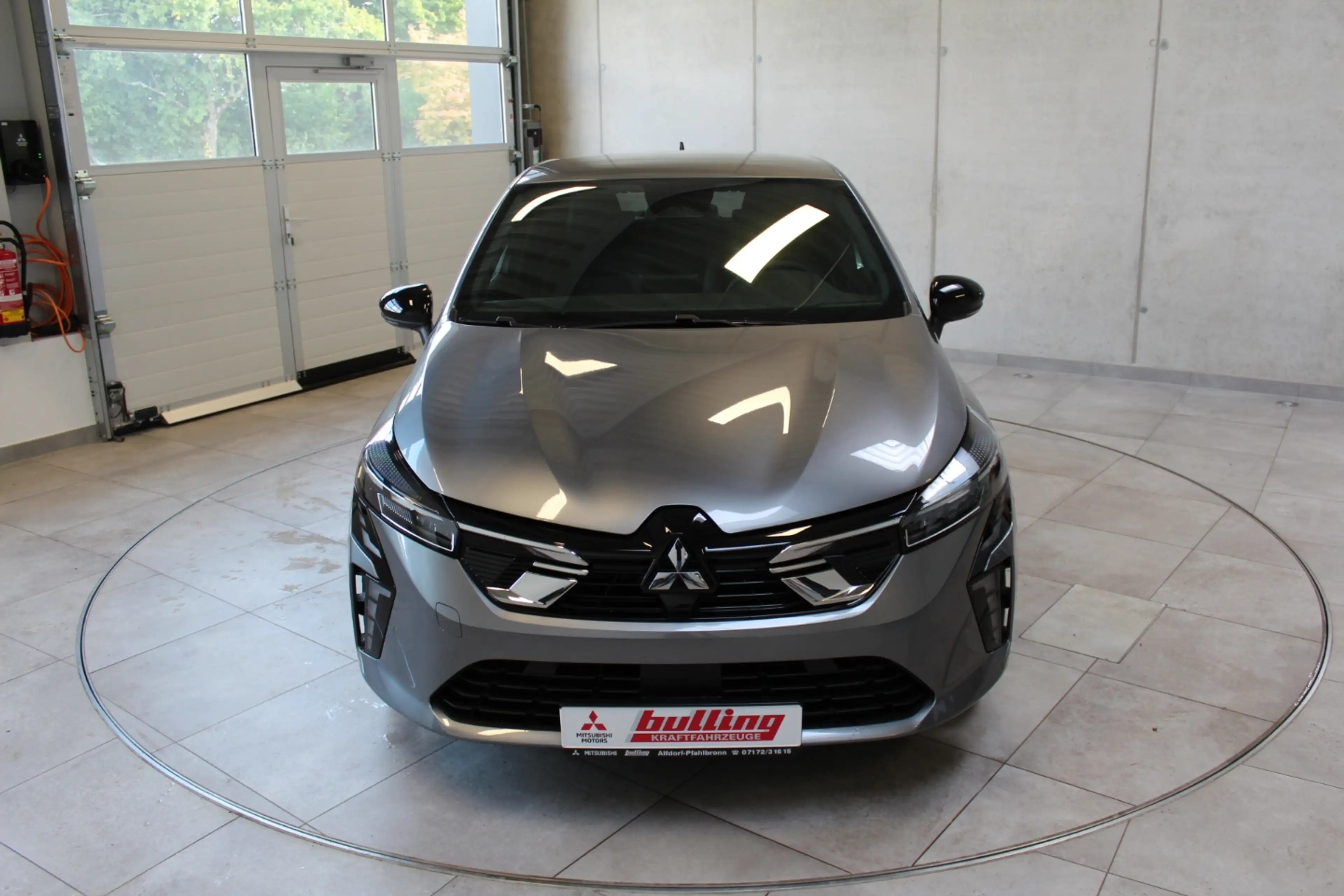 Mitsubishi Colt EDITION 1.6 Hybrid — photo 3