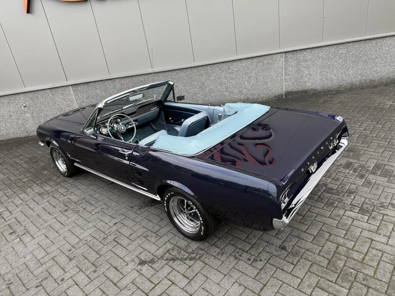 Ford Mustang Convertible, foto 2