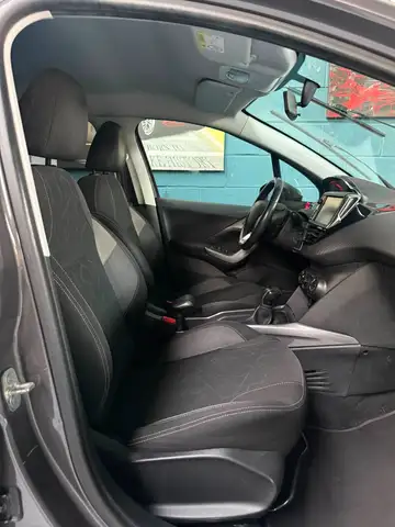 Peugeot 2008 view 10