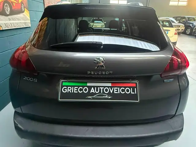 Peugeot 2008 view 13