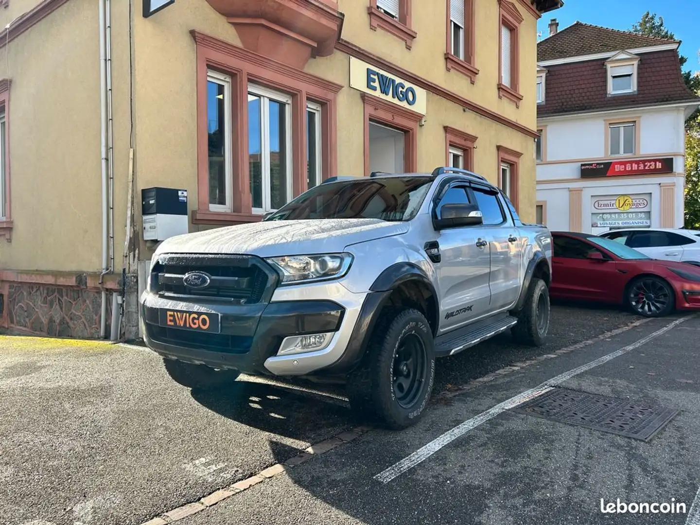 Ford Ranger double cabine 3.2 tdci 200 wildtrak 4x4 bva-ligne akrapovic-jantes acier renforce-garantie 6 mois Grijs - 2