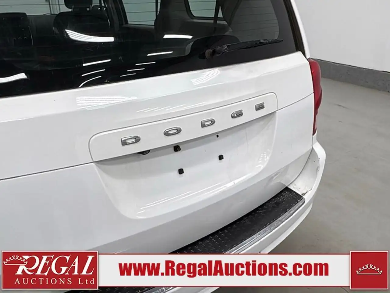 Dodge Grand Caravan снимка Dodge Grand Caravan