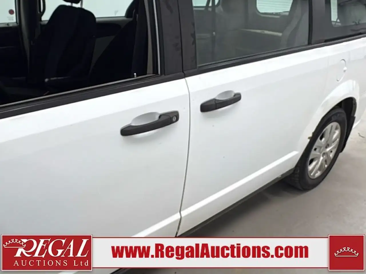 Dodge Grand Caravan снимка Dodge Grand Caravan