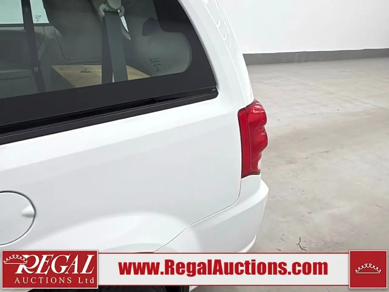 Dodge Grand Caravan снимка Dodge Grand Caravan