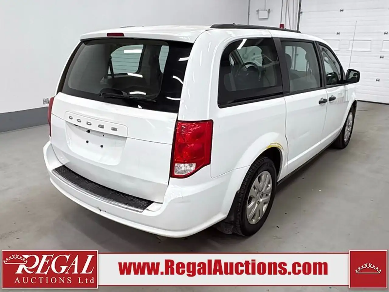 Dodge Grand Caravan снимка Dodge Grand Caravan
