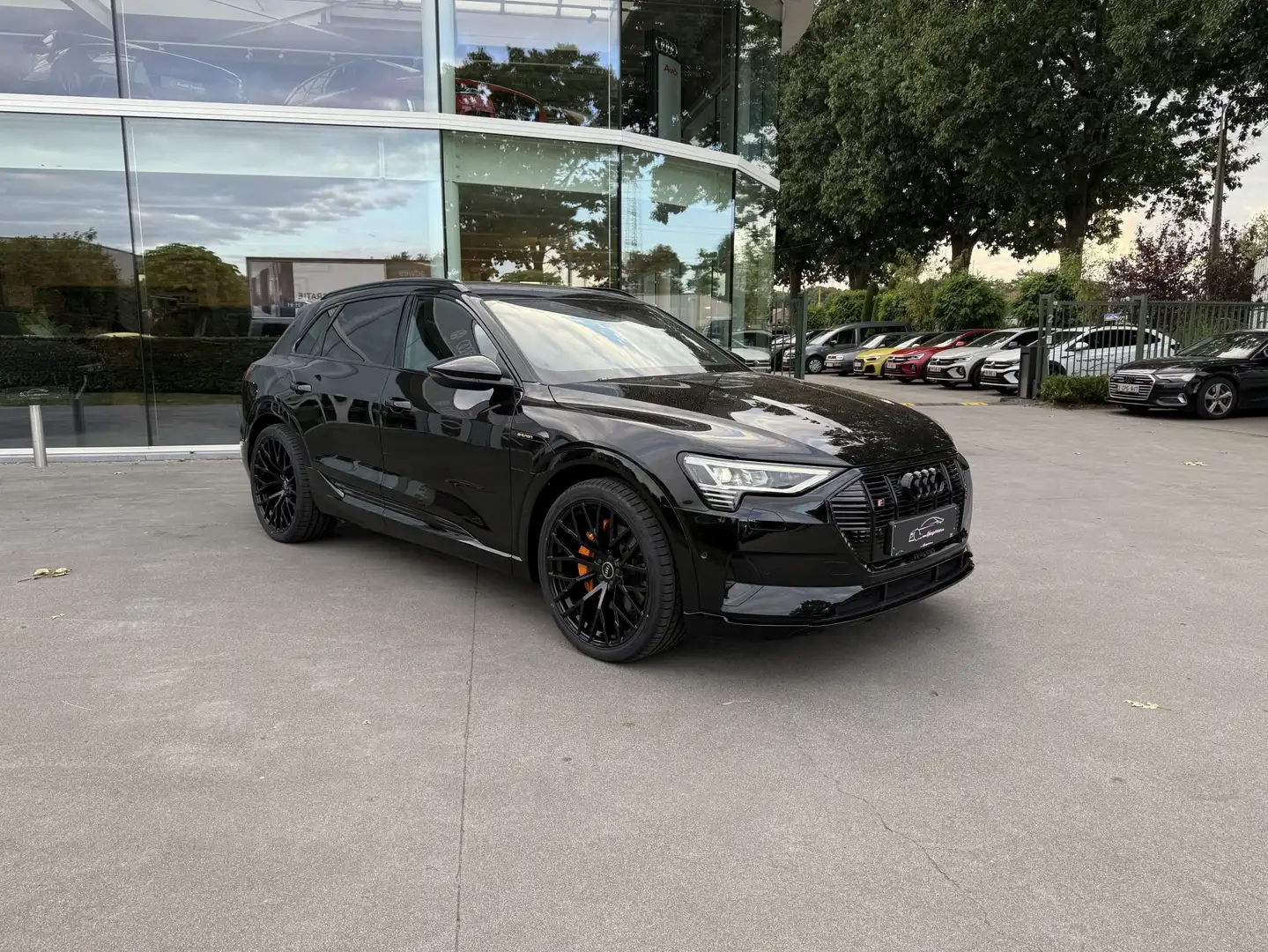 Audi Q8 e-tron Q8 55 QUATTRO 408PK * S-LINE * MATRIX * CAMERA * Noir - 1
