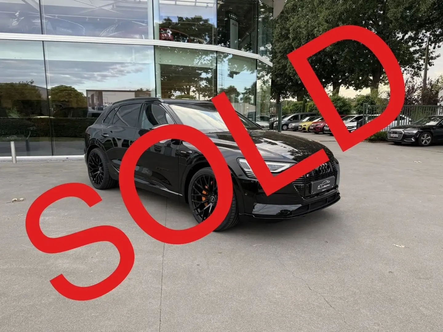 Audi Q8 e-tron SOLD BIJ GARAGE VRIENS YVES BV!!!!! Zwart - 1