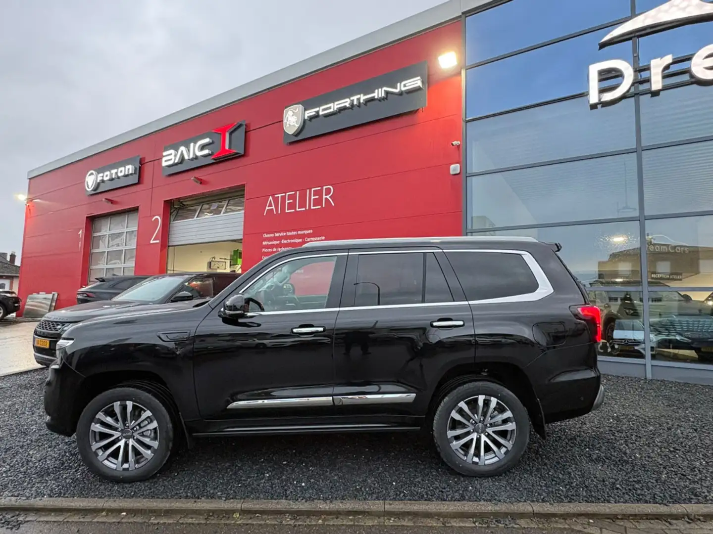 BAIC BJ60 4X4 Schwarz - 2