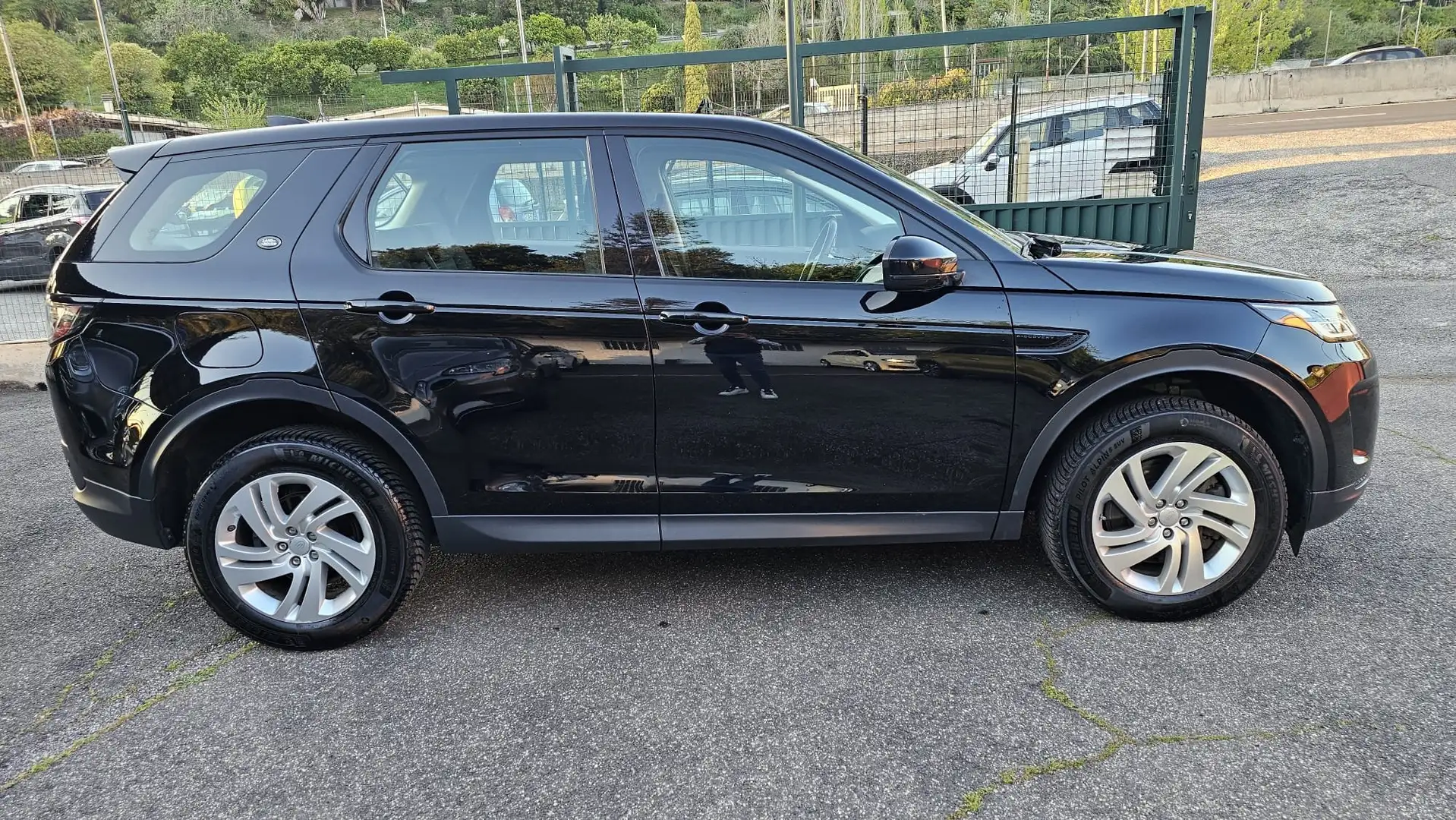 Land Rover Discovery Sport Discovery Sport 2.0d ed4 R-Dynamic SE fwd 150cv Noir - 2