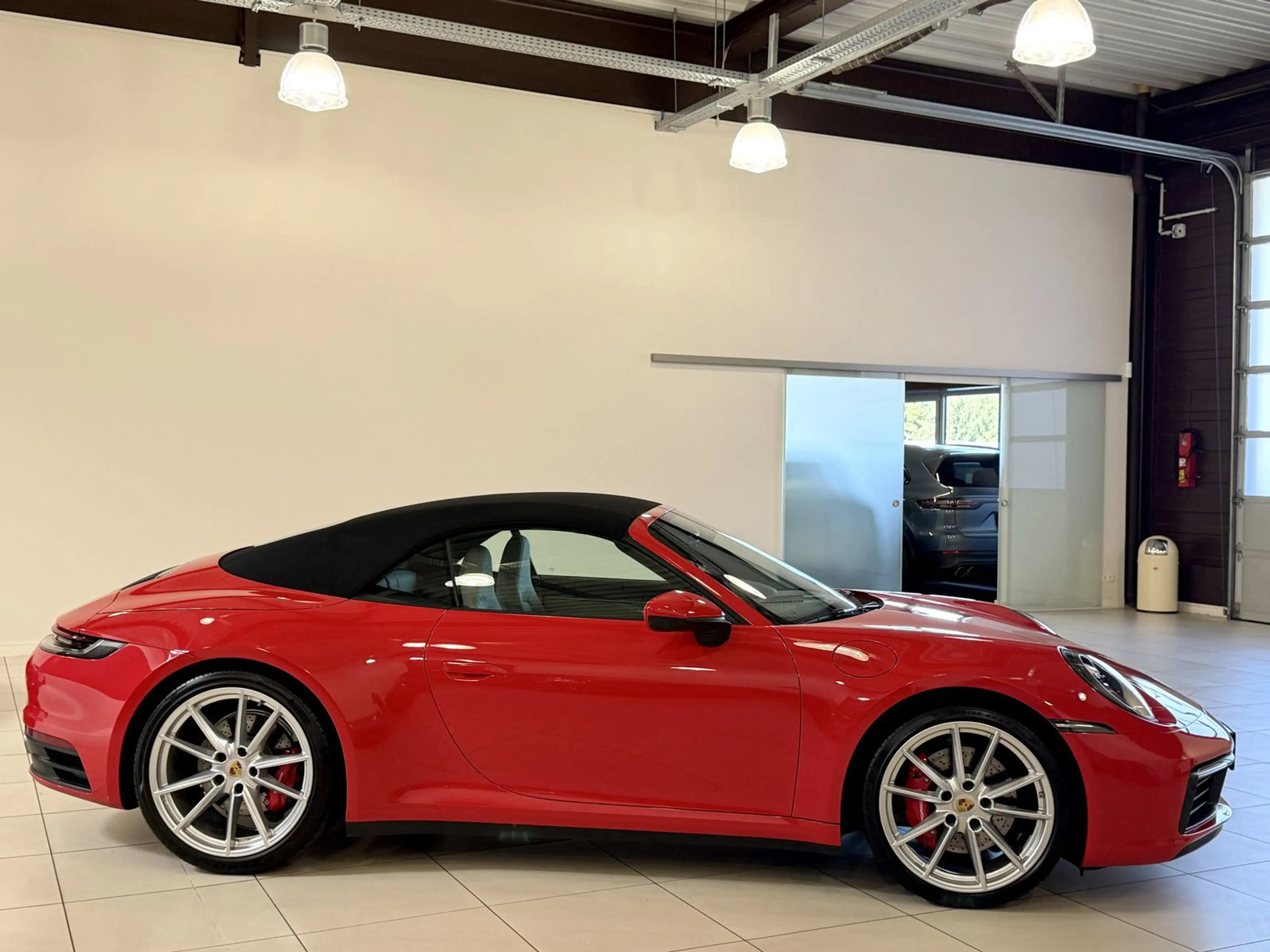 Porsche 911 er Reihe (alle) 992 Carrera S Cabrio 1.Hand — photo 5
