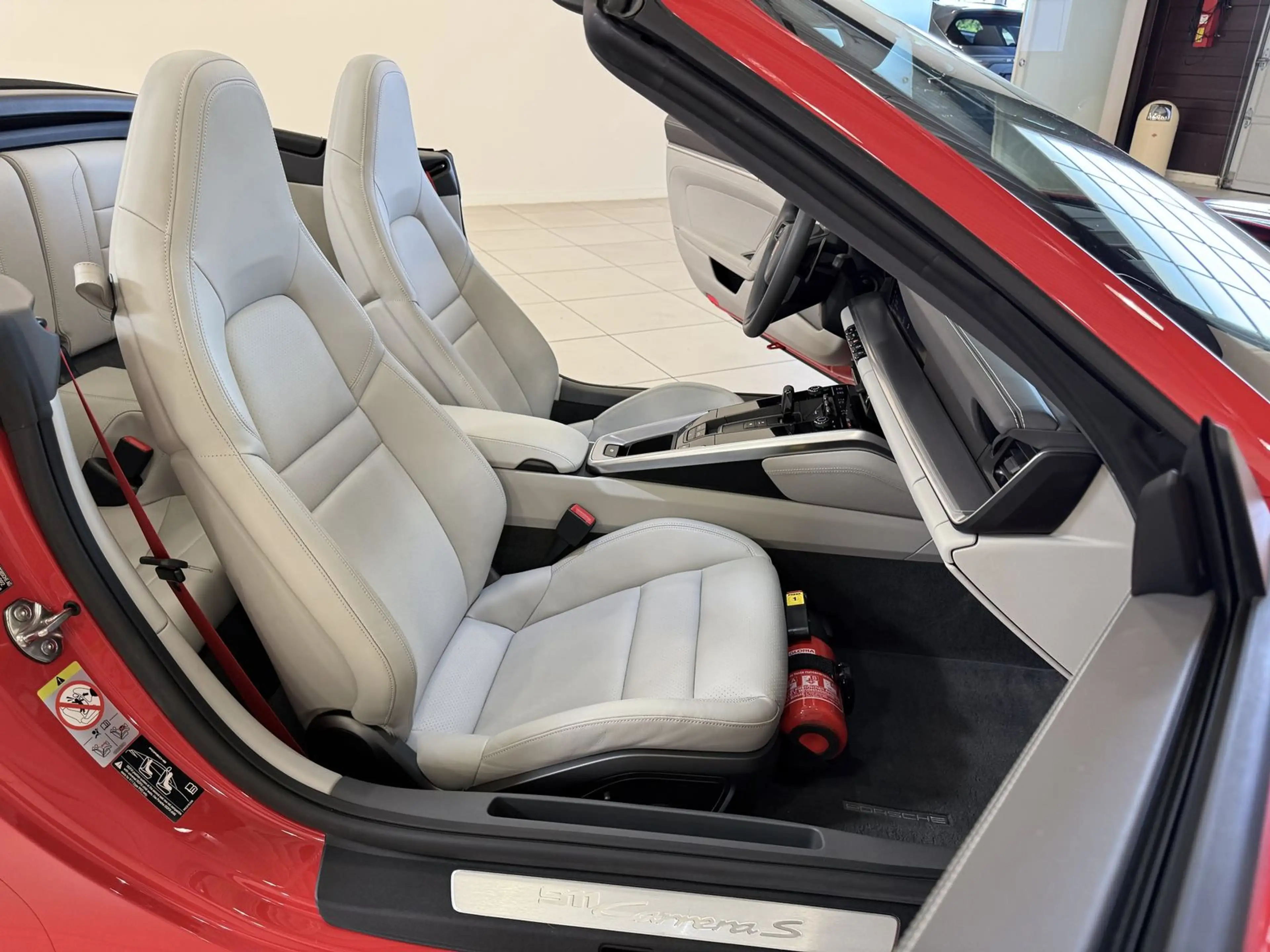Porsche 911 er Reihe (alle) 992 Carrera S Cabrio 1.Hand — photo 8