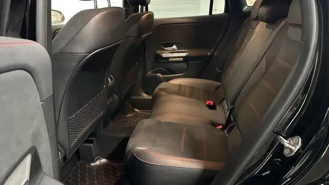 Mercedes-Benz Gla Class view 12