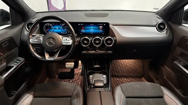 Mercedes-Benz Gla Class view 9