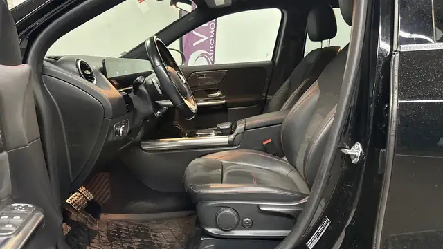 Mercedes-Benz Gla Class view 10