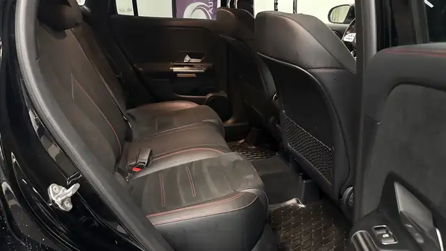 Mercedes-Benz Gla Class view 13