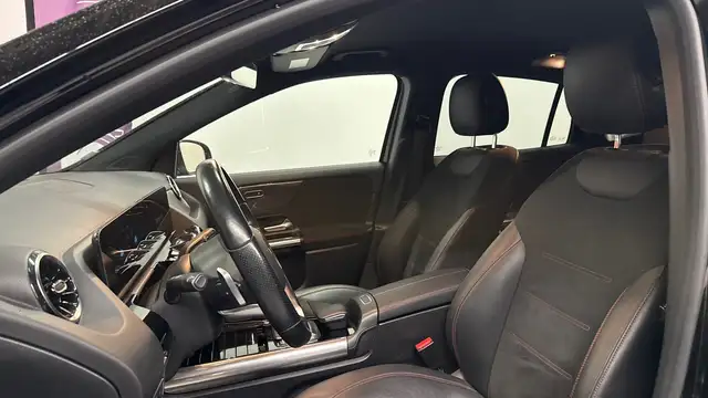 Mercedes-Benz Gla Class view 11