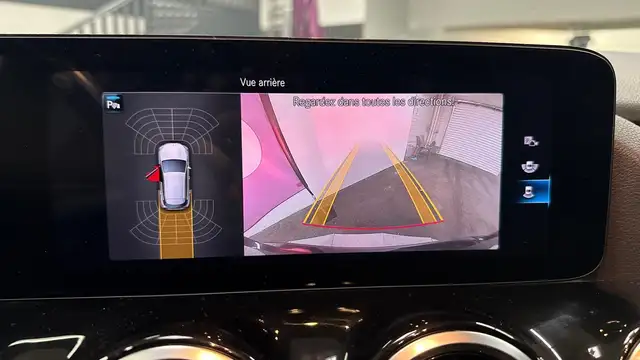 Mercedes-Benz Gla Class view 27