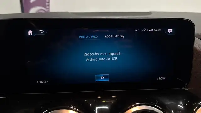 Mercedes-Benz Gla Class view 21