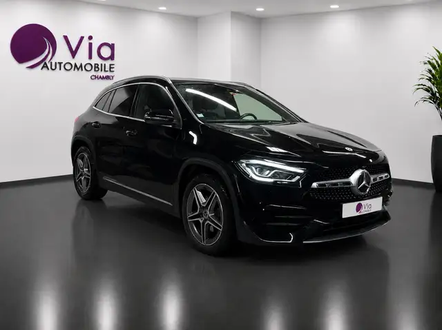 Mercedes-Benz Gla Class view 3