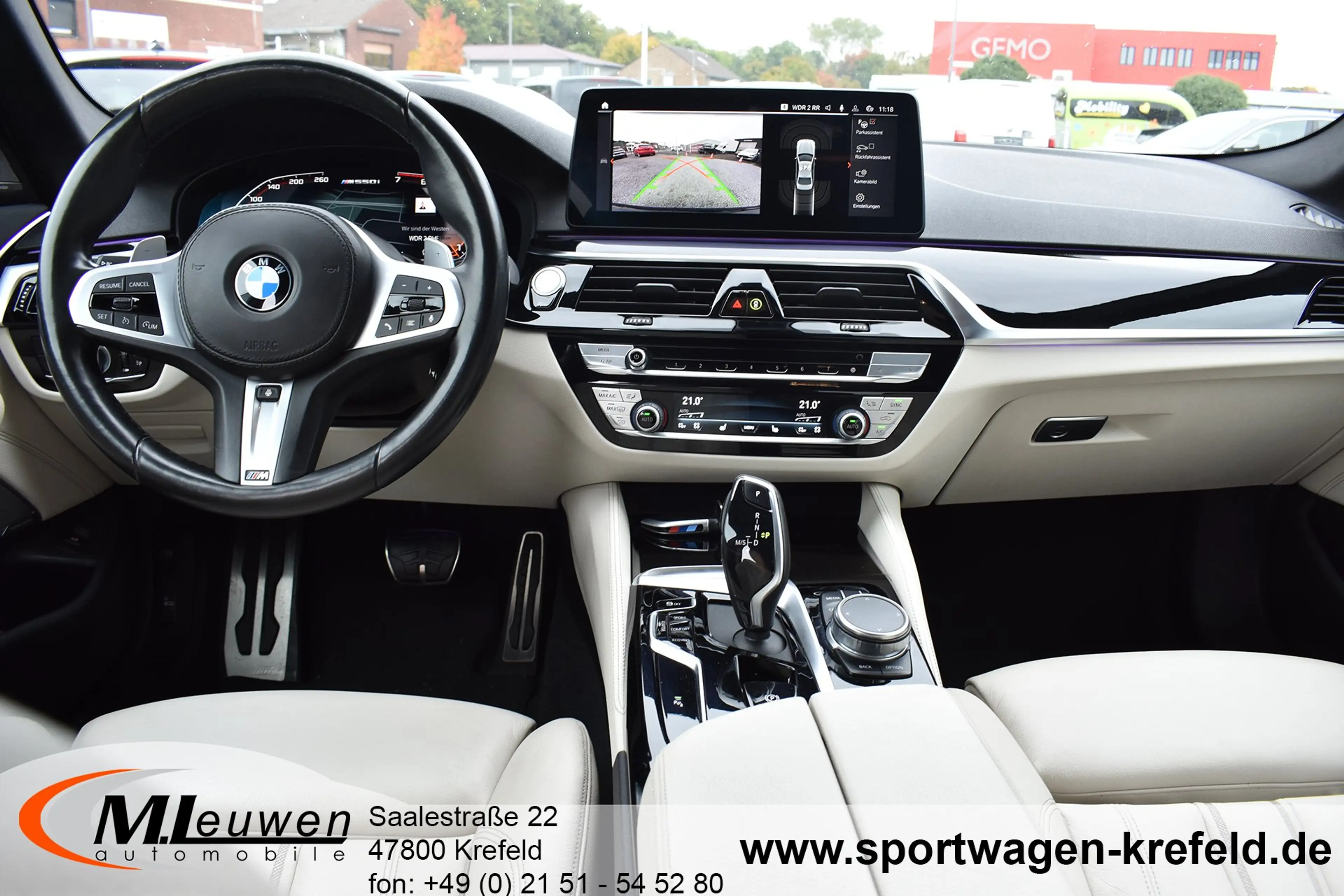 BMW M550 5er M550i xDrive Aut. *LEDER*NAVI*20"*PDC*CAM* — photo 9