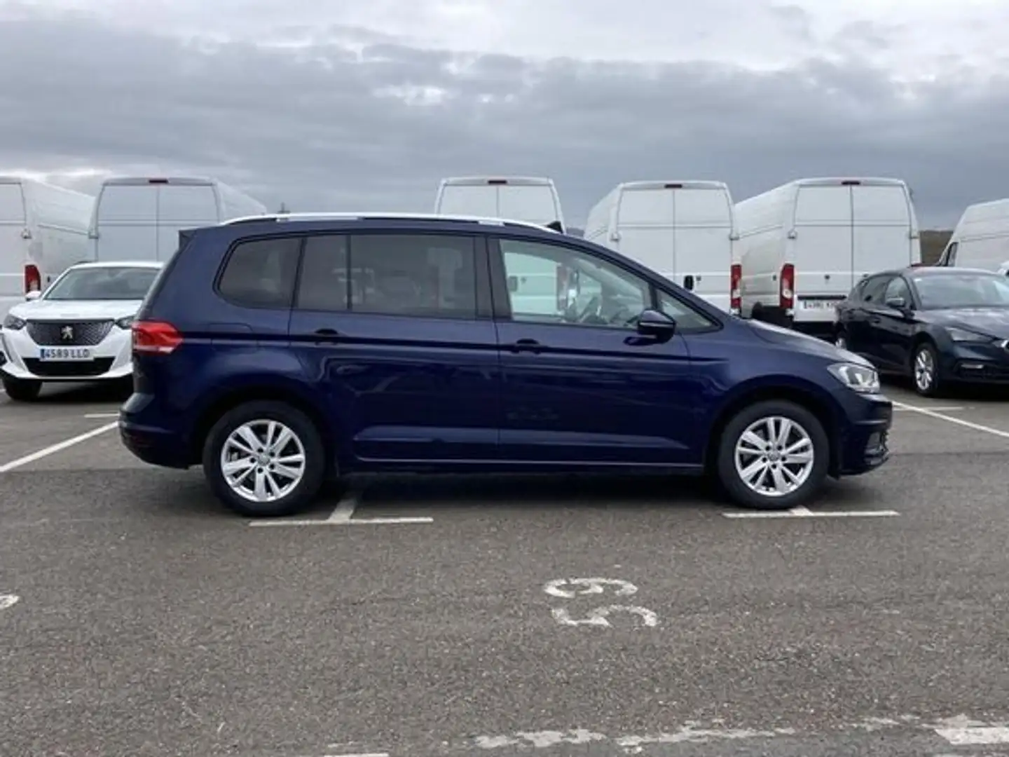 Volkswagen Touran Touran 2.0TDI CR BMT Advance DSG7 110kW Advance - 1