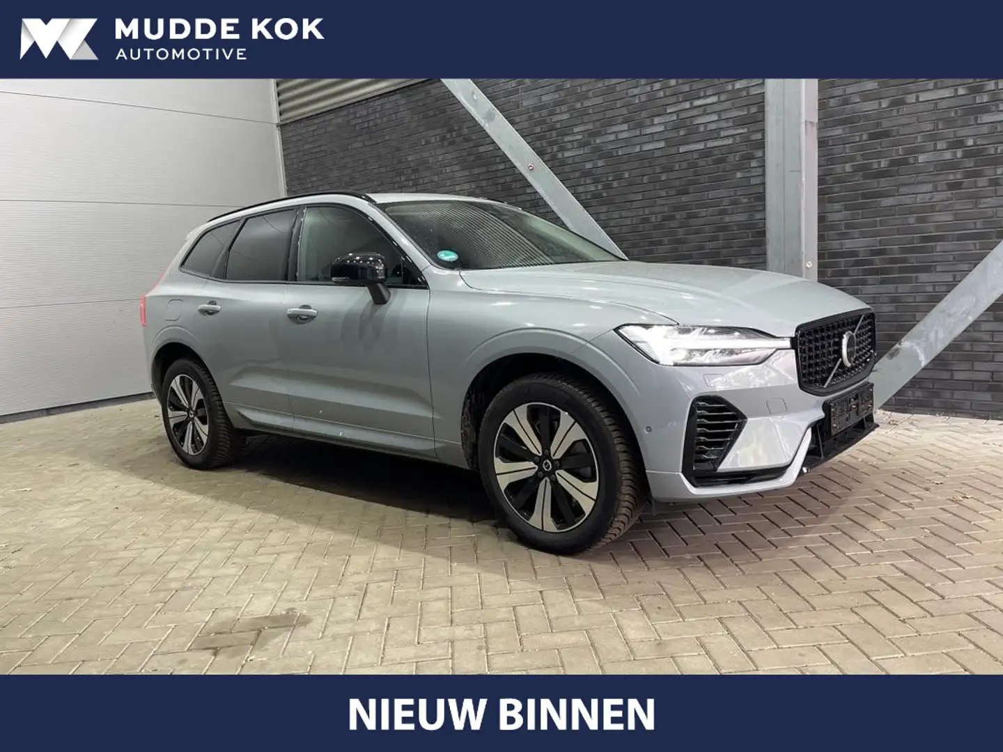 Volvo XC60 T6 Plug-in hybrid Plus Dark | ACC | Panoramadak | Grijs - 1