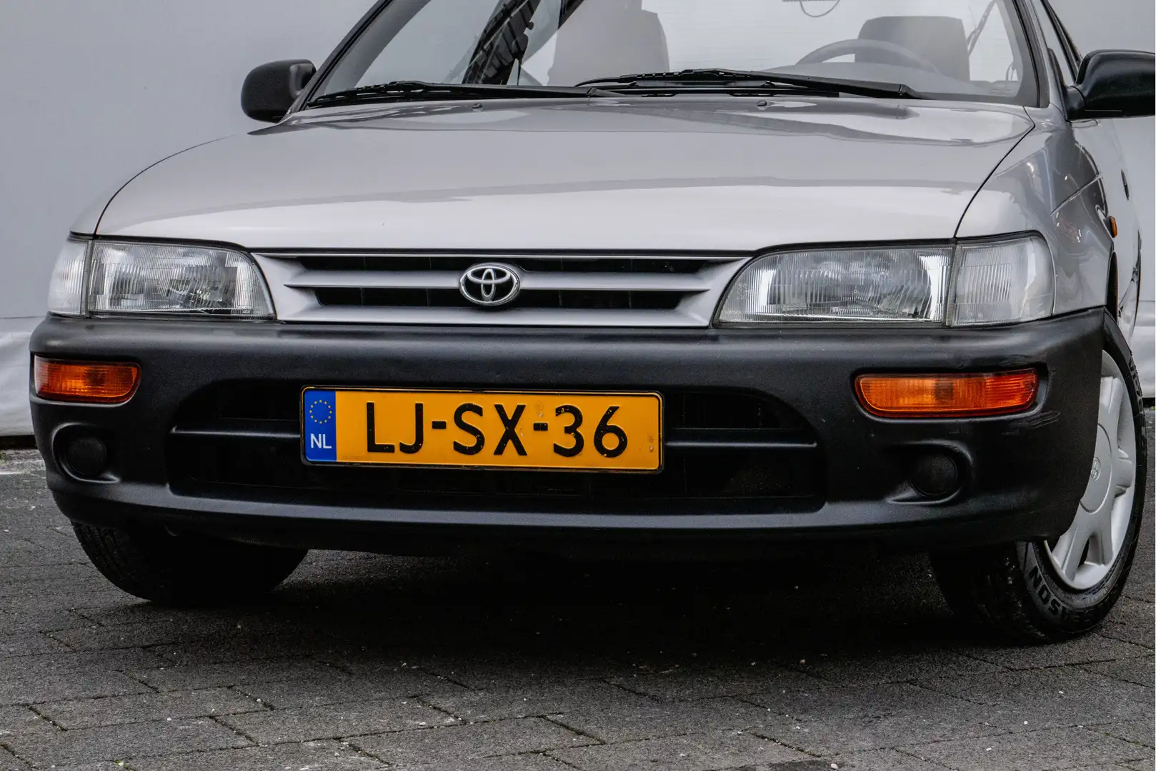 Toyota Corolla 1.3 XLi Automaat Trekhaak/ Stuurbekrachtiging/ APK Grijs - 2