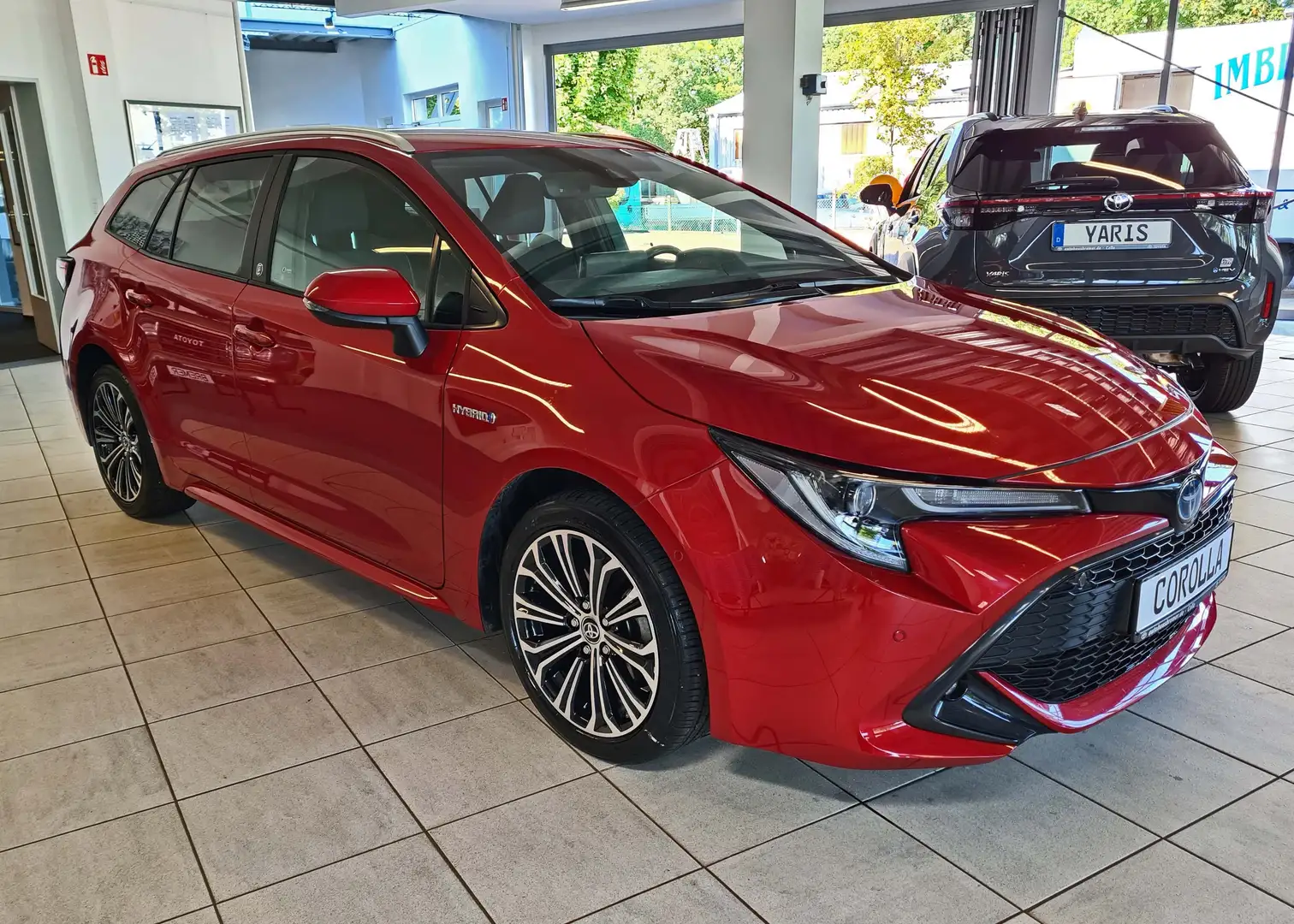 Toyota Corolla Corolla Touring Sports Hybrid 1,8 Team D Rot - 2