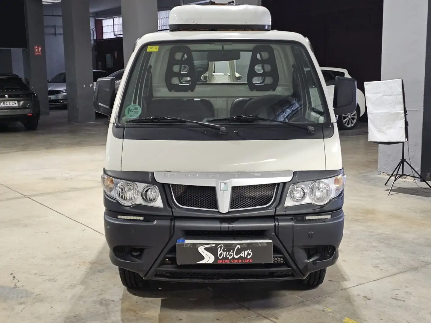 Piaggio Sonstige PIAGGIO Porter Chasis Todoterreno  Manual de 2 Pue Weiß - 2