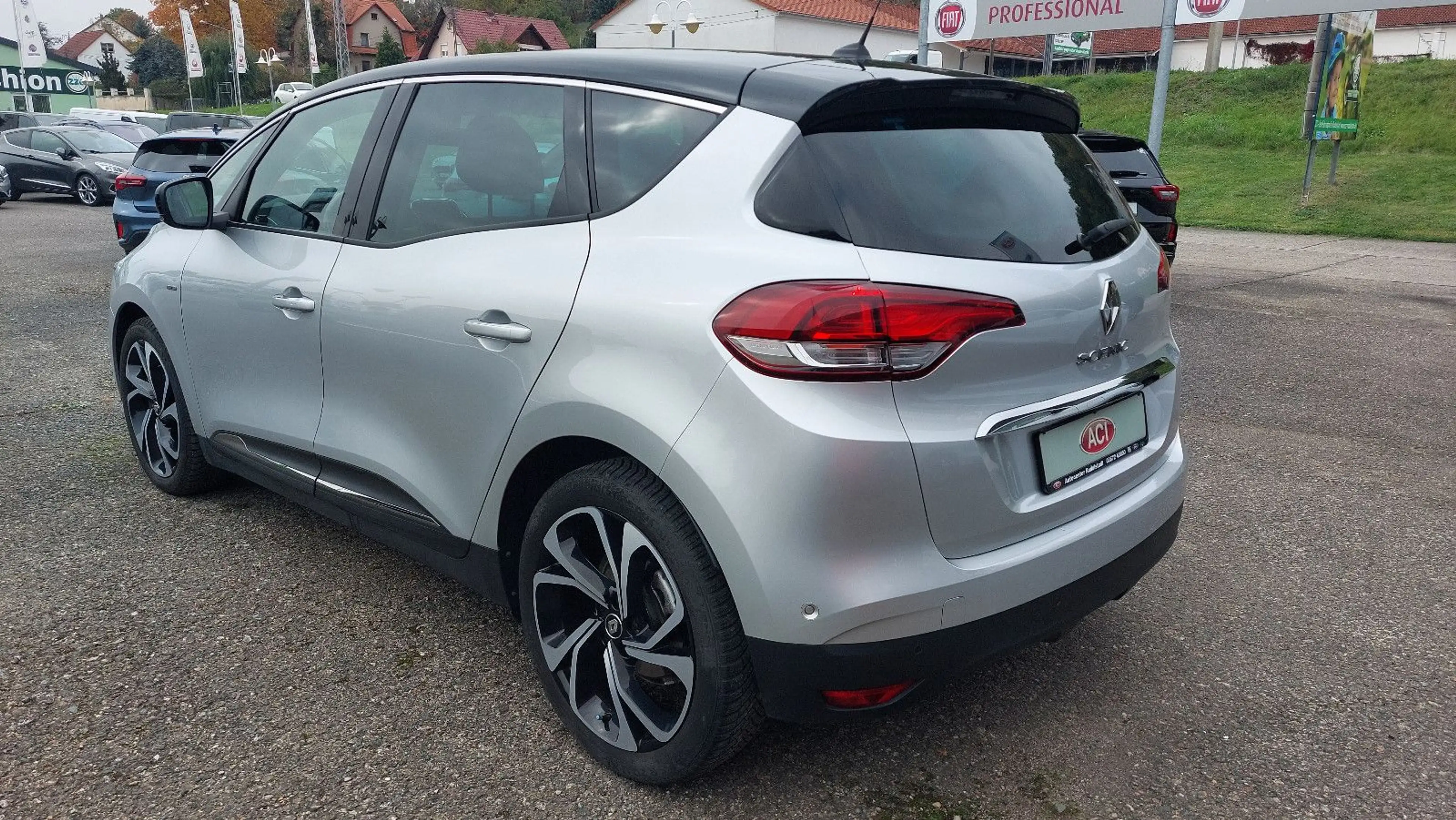 Renault Scenic IV BOSE Edition Assistenzsysteme — photo 4
