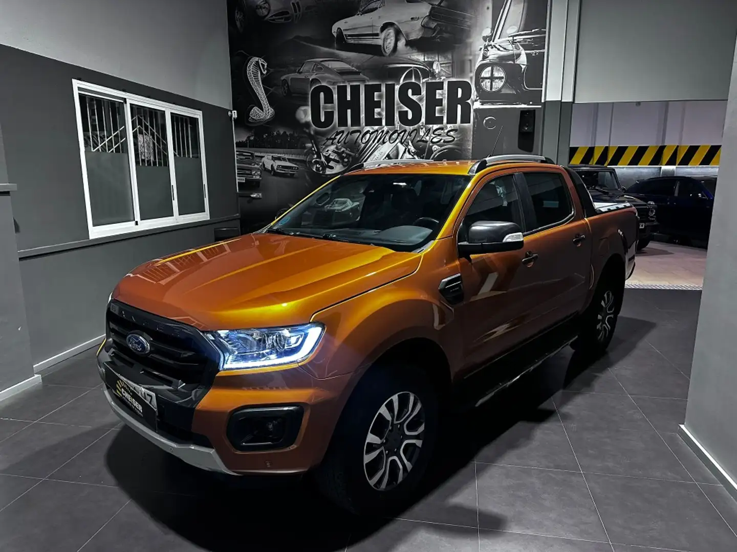 Ford Ranger 2.0 Ecoblue S&S DCb. Wildtrak 4x4 213 Naranja - 1
