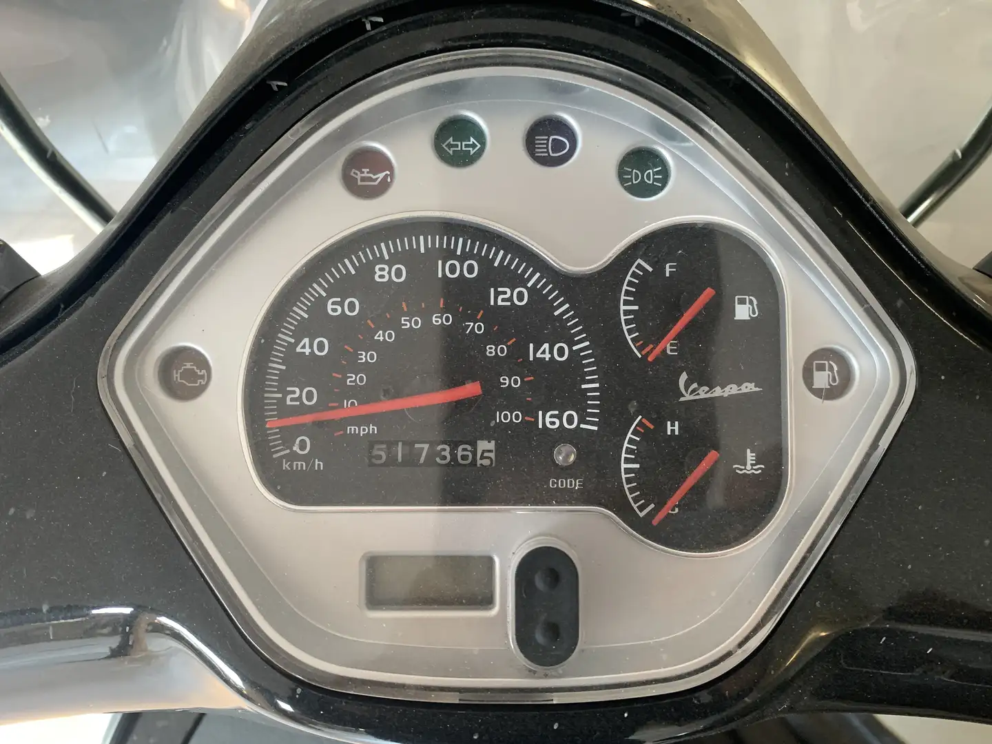 Vespa GTS Super 300 Negro - 2