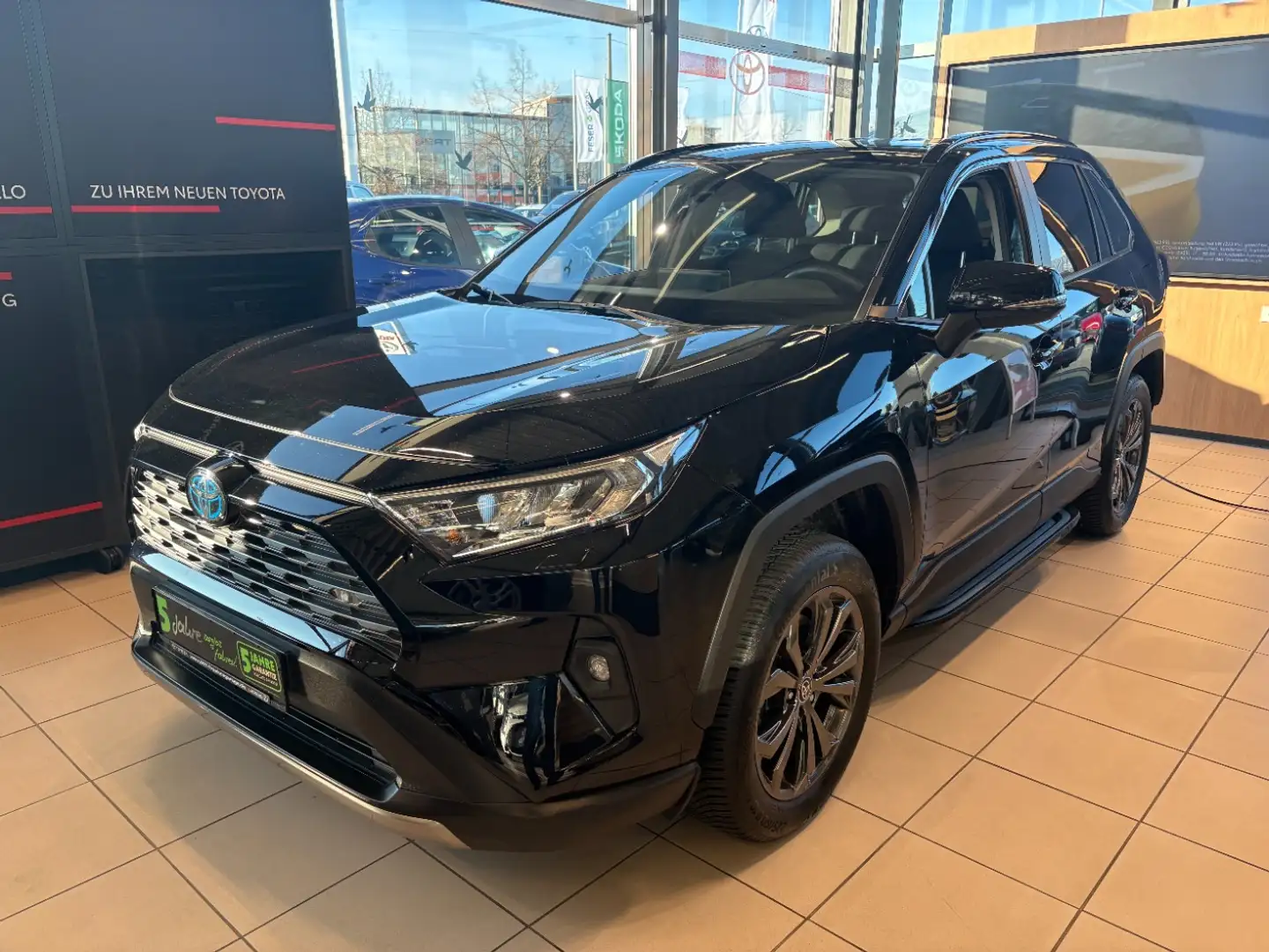 Toyota RAV 4 2.5 Hybrid Team D LED, SHZ, AppleCarPlay Negro - 2